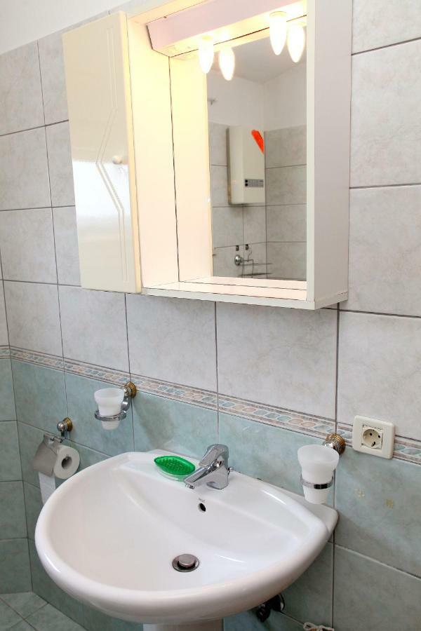 Apartman Dinka トロギール エクステリア 写真